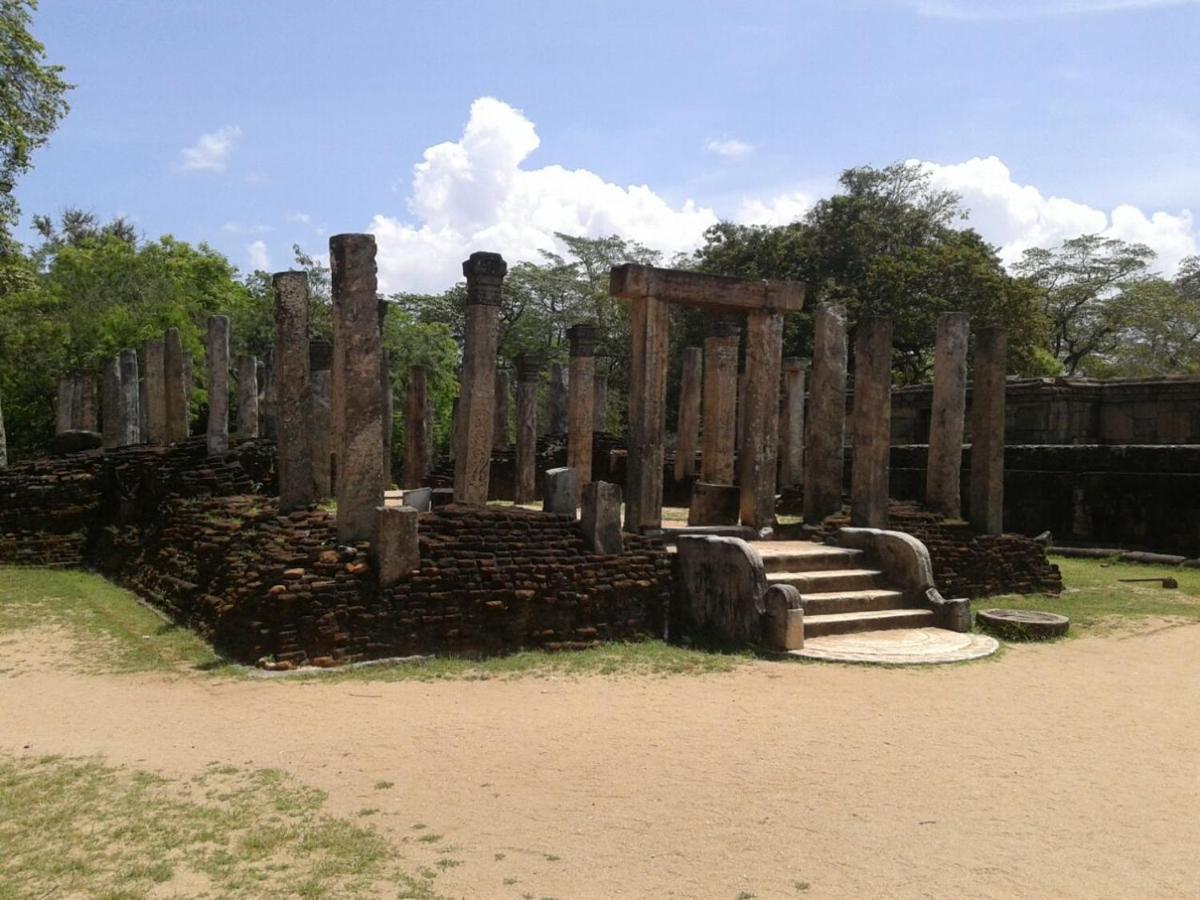 Manel Villa Bentota Exterior photo